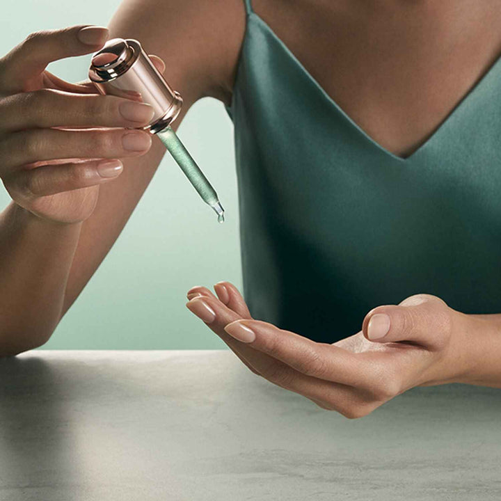 🌛 La Mer – The Micro Peel 30ML